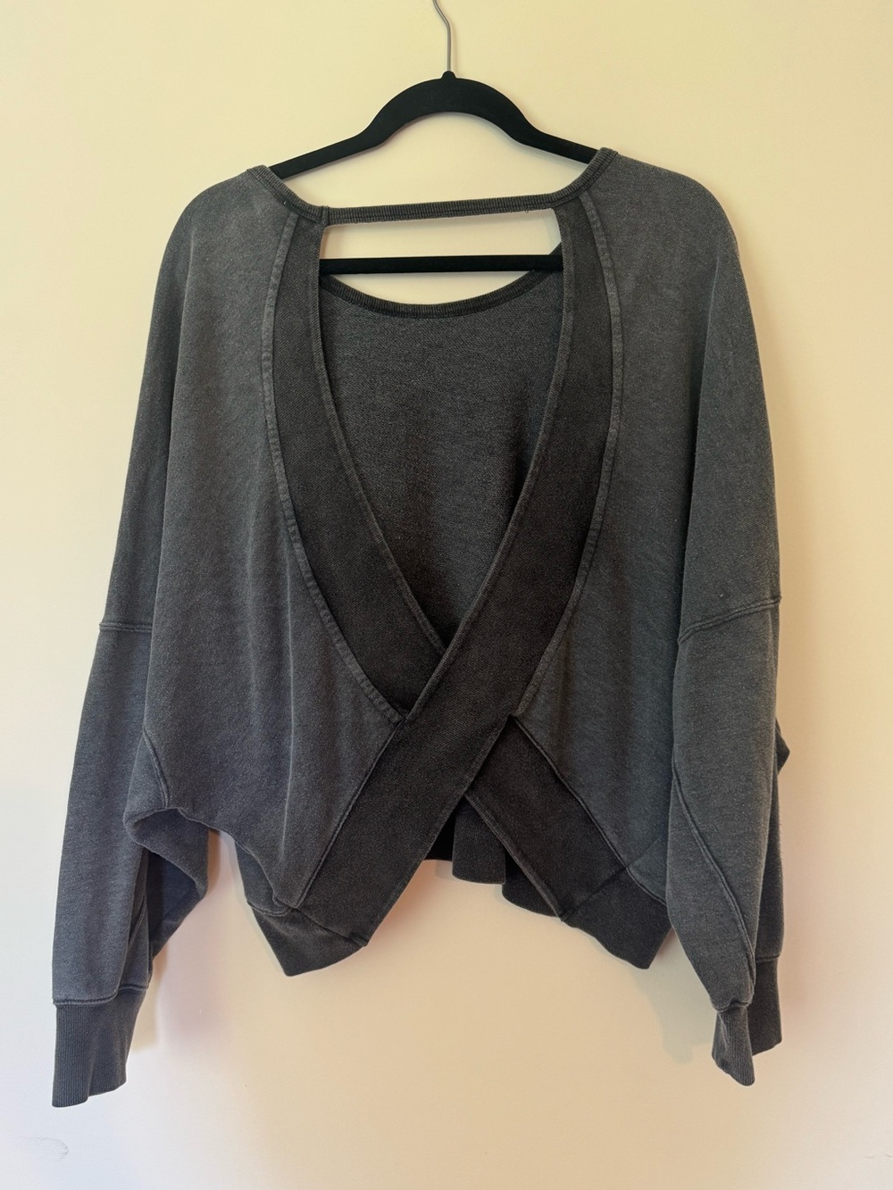 Open back sweater - Picture 2 of 2